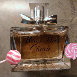 Zuckersüß, 🍬, niedlich und doch edel. Dass war Miss Dior Chèriè.