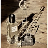 Der kleine Große und der Kleine in Lillyput. (die kleine Skulptur stammt aus einer Kunstgalerie auf Borkum - leider weiß ich den Namen der Künstlerin nicht mehr) (by UntermWert)