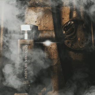 Aedes de Venustas - L'Artisan Parfumeur