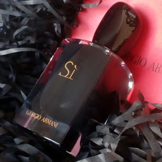 Sì (2014) (Eau de Parfum Intense) - Giorgio Armani
