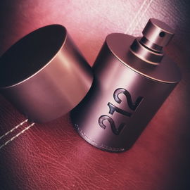 212 Sexy Men (Eau de Toilette) - Carolina Herrera