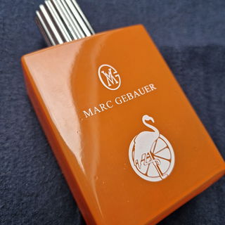Orange Flamingo von Marc Gebauer