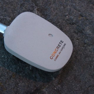 Concrete von Comme des Garçons