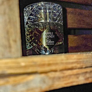 Apple Brandy on the Rocks von Kilian