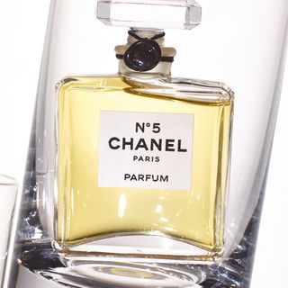 N°5 (Parfum) by Chanel