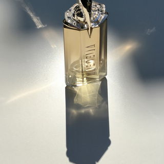 Alien Goddess (Eau de Parfum) by Mugler
