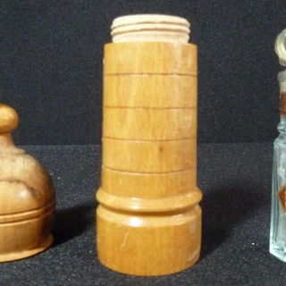 Serail Blütentropfen - Flieder by W. Reichert