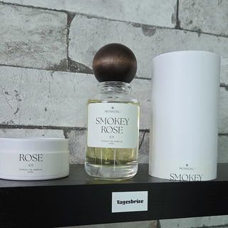 Smokey Rose von Monkoku