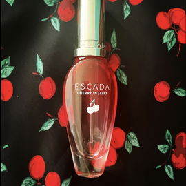 Cherry in Japan - Escada