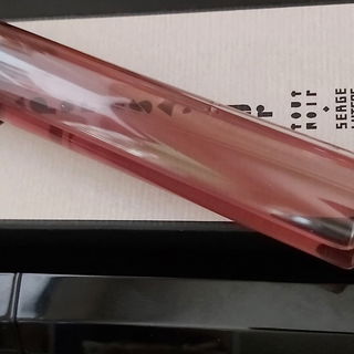 Fourreau noir by Serge Lutens