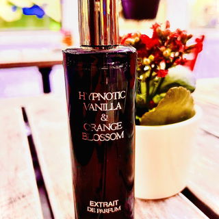 Hypnotic Vanilla & Orange Blossom by Zara