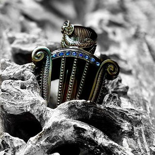 Gotische Baukunst leicht veredelt. Danke für euren Besuch. Liebe Grüße 🙏🥰🩶