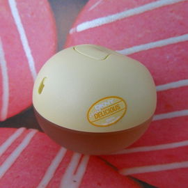 Sweet Delicious Creamy Meringue - DKNY / Donna Karan