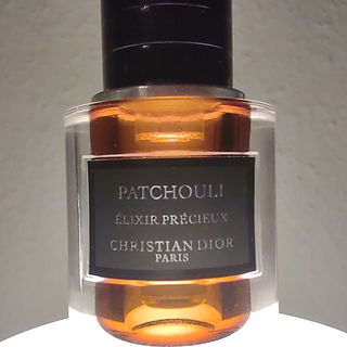 Élixir Précieux - Patchouli von Dior