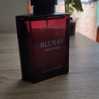Blurry - La Rive