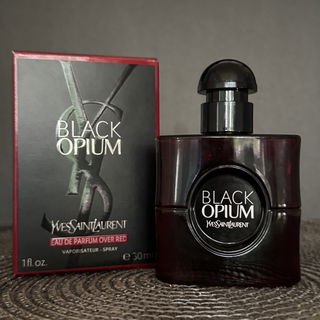 Black Opium (Eau de Parfum Over Red) by Yves Saint Laurent