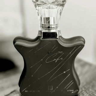 Oud Cafe von Ahmed Al Maghribi