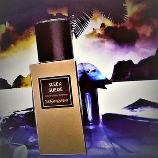 Sleek Suede - Yves Saint Laurent