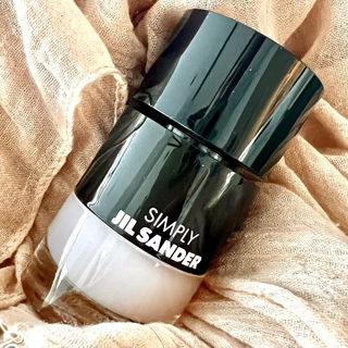 Simply (Eau de Parfum Poudrée) von Jil Sander