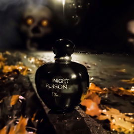 ... die Geister der Ahnen  - sie mahnen -  vor dem Gift  der Mitternacht  .. ;)) .. für Frehys Halloween-Gruselkabinett ......