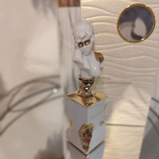 Her Confession von Lattafa