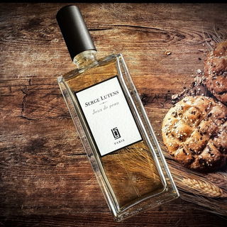 Jeux de peau by Serge Lutens