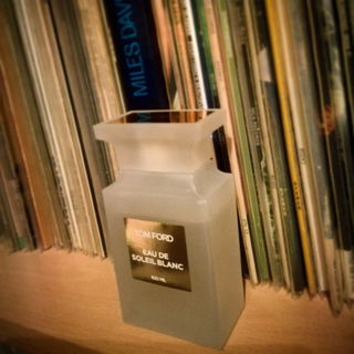 Eau de Soleil Blanc by Tom Ford