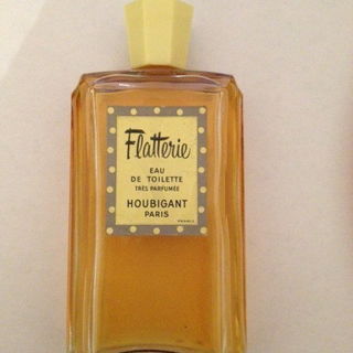 Flatterie by Houbigant