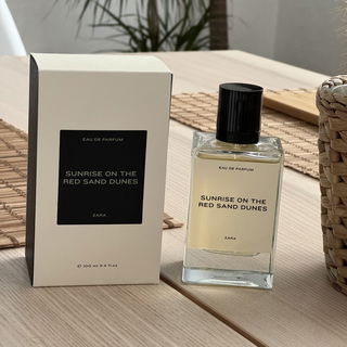 Sunrise on the Red Sand Dunes (Eau de Parfum) von Zara