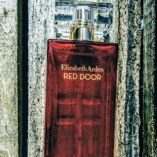 Red Door (Eau de Toilette) von Elizabeth Arden