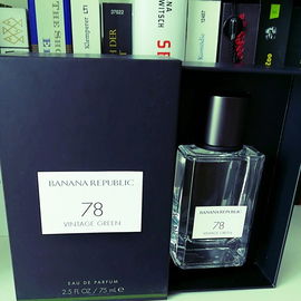 78 Vintage Green - Banana Republic