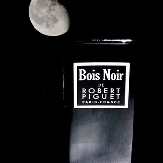 Bois Noir by Robert Piguet