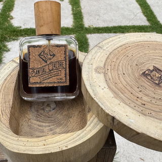 Santal Galore von Areej Le Doré