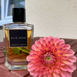 Essence N°9: Tubéreuse von Elie Saab
