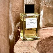 Nice Vibes für die Woche! Liebe Grüße 🙏🥰💛 (by Myfumi)