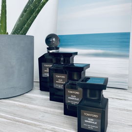 Oud Wood Parfum - Tom Ford