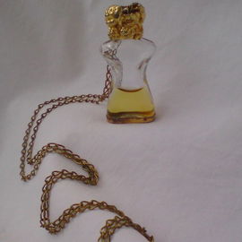 Shocking You (Parfum) - Elsa Schiaparelli