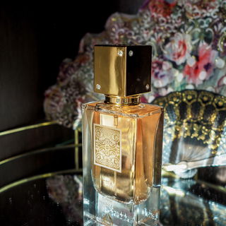 Ana Abiyedh Poudrée - Lattafa