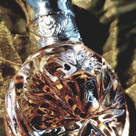 7,5 ml Parfum im nachfüllbaren Taschenzerstäuber