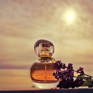 Feel Happy by Esprit