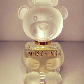 Toy 2 - Moschino