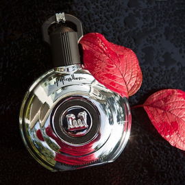 Royal Vintage - M. Micallef