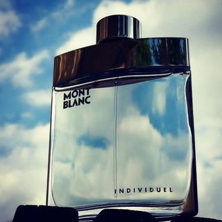 A Man's Cologne - Gravel