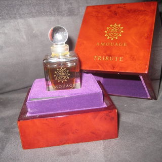 Tribute von Amouage