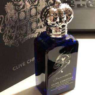 Jump Up and Kiss Me Ecstatic von Clive Christian