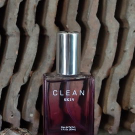 Skin (Eau de Parfum) - Clean