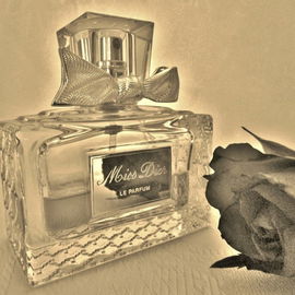 Miss Dior Le Parfum - Dior
