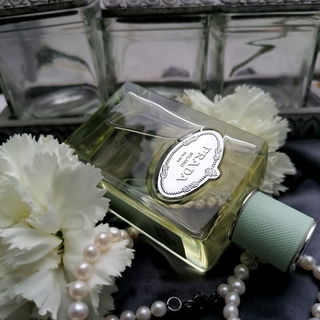 Infusion d'Iris (Eau de Parfum) (2015) von Prada