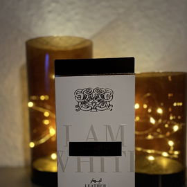 Ana Abiyedh Leather von Lattafa / لطافة