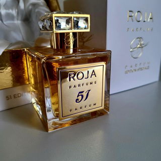 51 (Parfum) von Roja Parfums